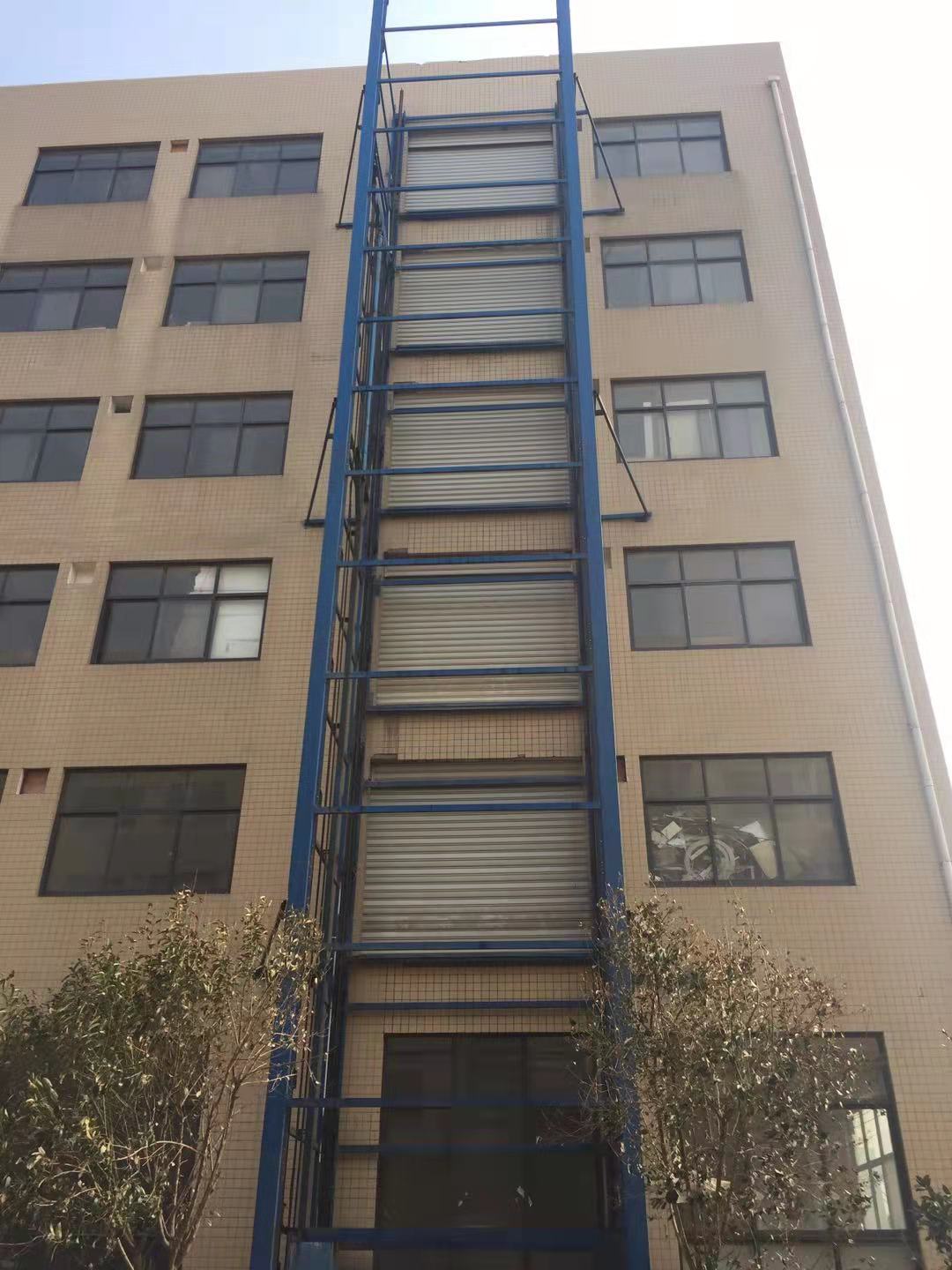 液压货梯